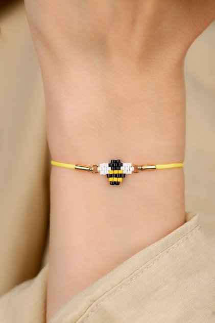 - Animal Figured Bracelet - Handmade - Bee