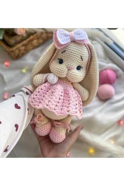 Amigurumi uzun kulaklı tombik tavşan