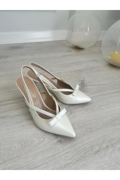 Kadın Sedef Kırık Beyaz 7 Cm Kadeh Topuklu Arkası Açık Fiyonklu Vegan Deri Günlük Klasik Stiletto