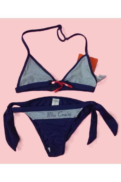 Girl's Bikini Com