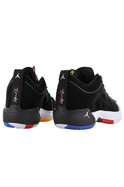 Nike Air Jordan 37 Low 