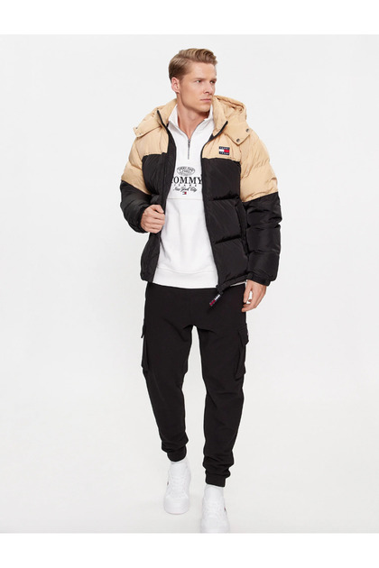 tjm alaska colorblock