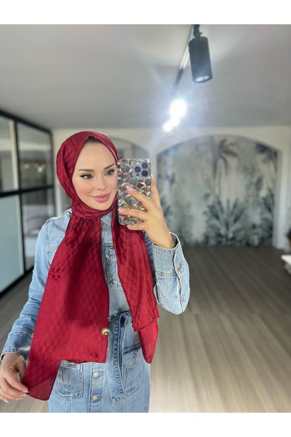 شال جاكيت حريري بنقشة كوزا بلون النبيذ الداكن