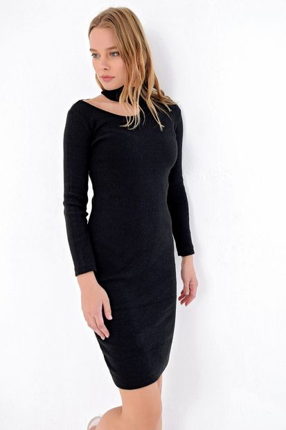 Trend Alaçatı Stili Kadın Siyah Boyun Bantlı Triko Elbise ALC-X4979 - 2