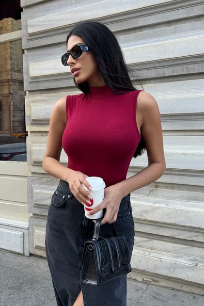 Women's Burgundy Sleeveless Blouse