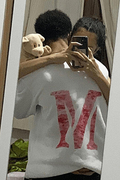 POPULUS M Harfli Öpücük Kiss Design Tişört - Fiyatı, Yorumları