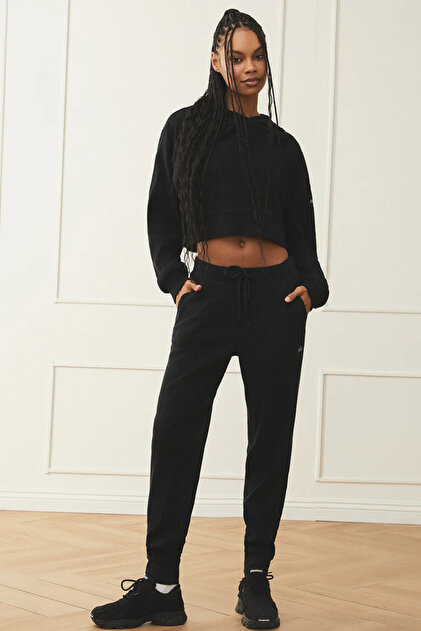 Alo Yoga Muse Sweatpant Casual and Stylish Jogger Pants- Trendyol