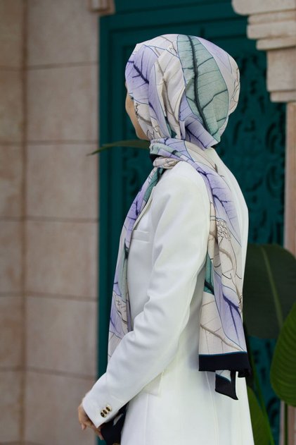 LUXURY MEDINA SILK SHAWL