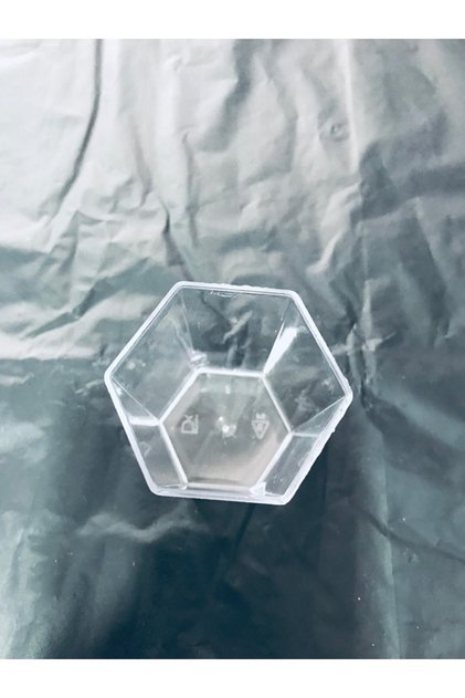 Crystal Mica Plastic Hexagon Cap 50Cc - 25 Pieces