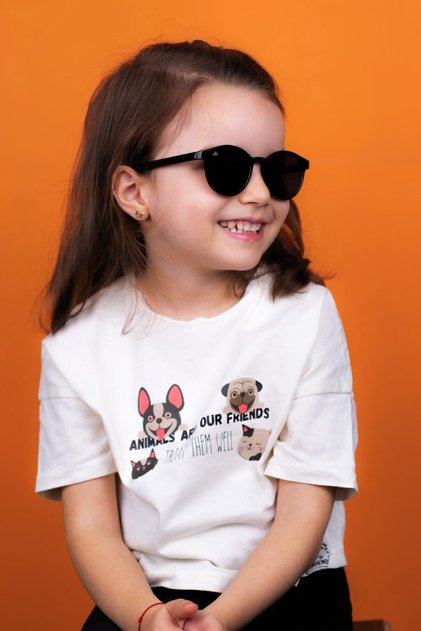 New-unisex (Age 3-9) Polarized Black Children's Sunglasses