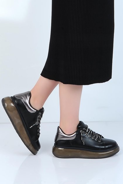 K831126-A Black Women's Sneaker Shoes