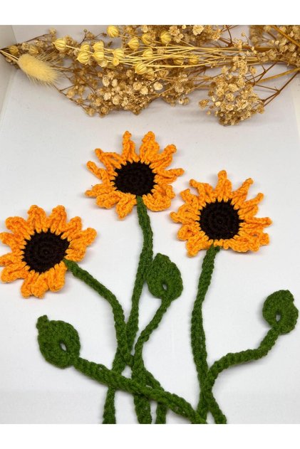 Cute Amigurumi Knitted Sunflower Bookmark