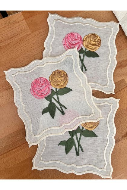 6-Piece Cocktail Napkin Patterned with Rose Bouquet Pattern