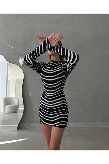 Zebra Desen Triko Elbise Siyah-beyaz