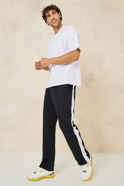 تفاصيل Pintuck ذات قصة مستقيمة من Terry Jogger