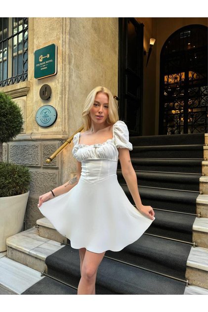 Sırt Drapeli İthal Ayrobin Kumaş Astarlı Beyaz Elbise