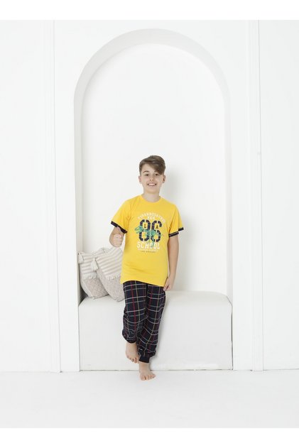 Boy's Short-Sleeved, Six-Long, Crew-Neck, Plaid, Yellow Color Pajama Set