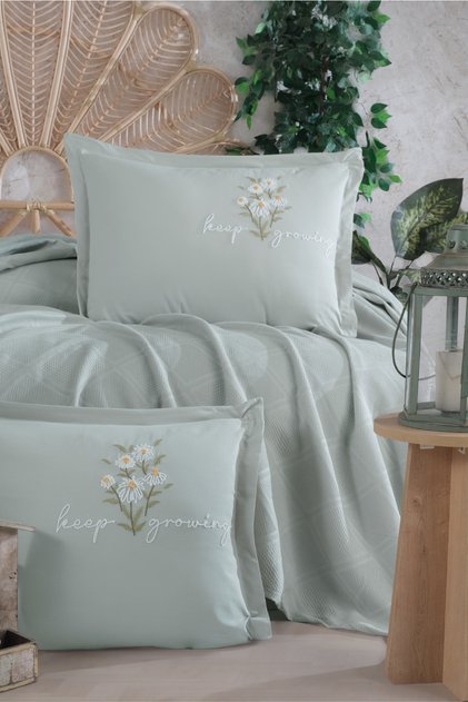 Boutique Double Embroidery Detailed Pique Set Etta