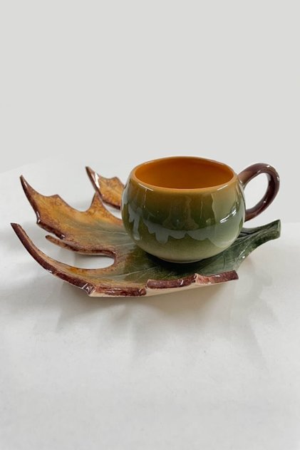 Decorative Plane Leaf Figured, Green and Coffee Colored Tea Coffee Cup Set for 1 Person