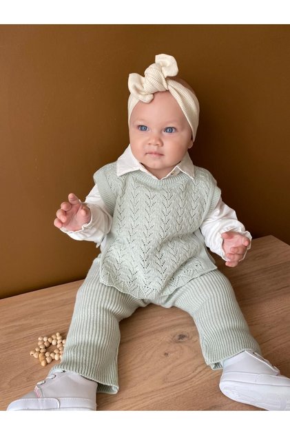 Amelia 3-Piece Knitwear Premium Baby Girl Set with Sweater and Shirt