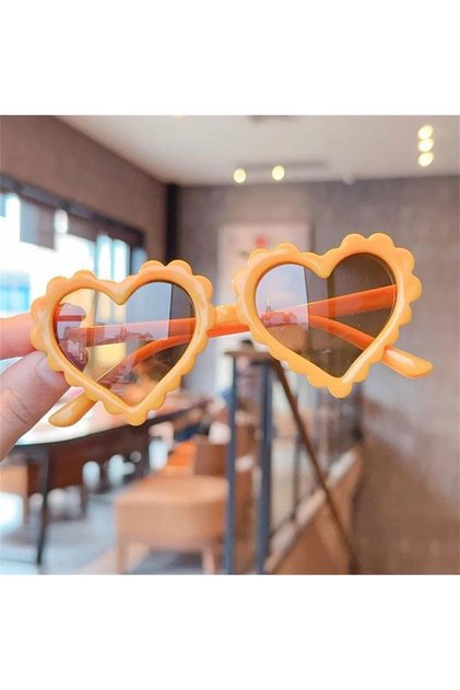 Girl's Heart Sunglasses Orange (Boxed)