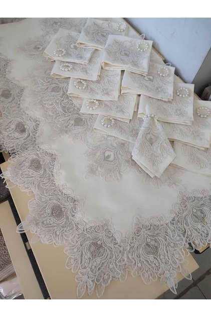 Table Cloth Set 26 Pieces Luxury 12 Seater Table Cloth Set Cream