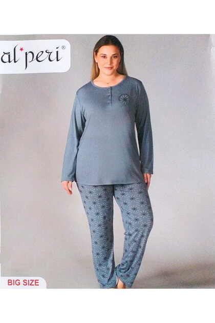 Plus Size Summer Long-Sleeve Pajama Set