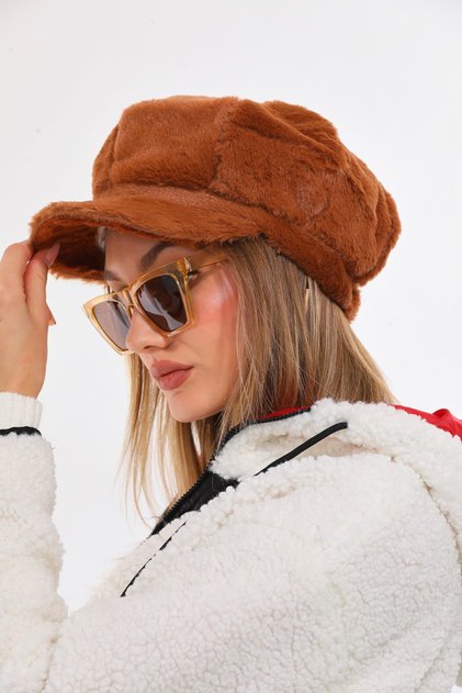 Plush Resaam Hat