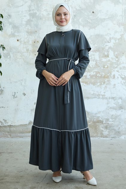 Anthracite Ferace with Folded Detail on the Sleeve