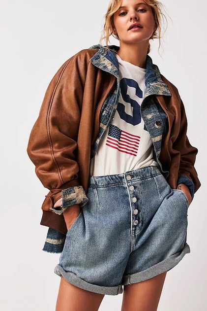 Classic Jeans Color Comfortable Fit Denim Shorts