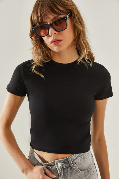Women's Black Crew Neck Basic Crop T-Shirt 60251338
