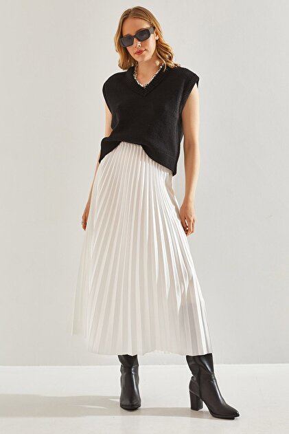 Women's Pleated Long Skirt with Elastic Waistband
