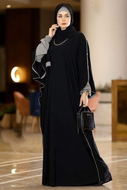 sahane hijab and abaya