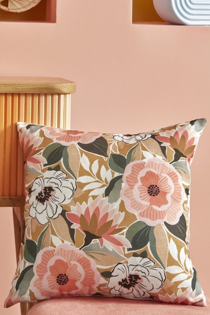Fleur Patterned Throw Pillow 40X40 cm