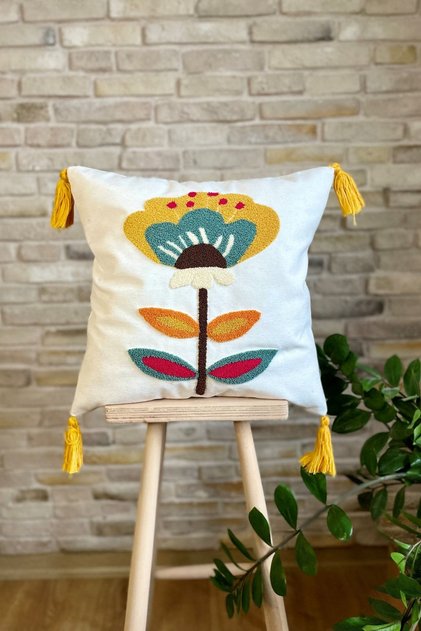 Single Punch Embroidered Flower Pattern Throw Pillow Cover