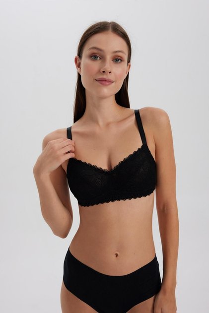 Fall in Love Lace Non-Pad Bra B4605Ax23Wn