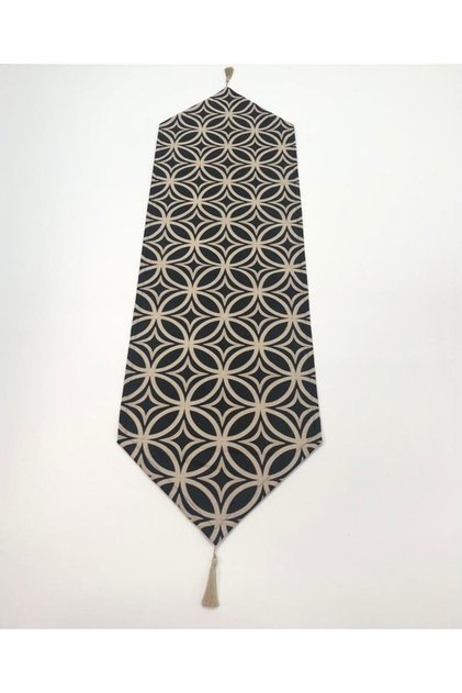 Black Ring Pattern Runner