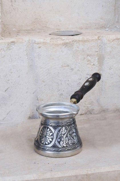 Copper Coffee Pot with Handle, Carved Embroidery, Silver Color (for 5 People)