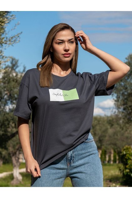Women's Oversize Fit Crew Neck Printed Short Sleeve T-shirt