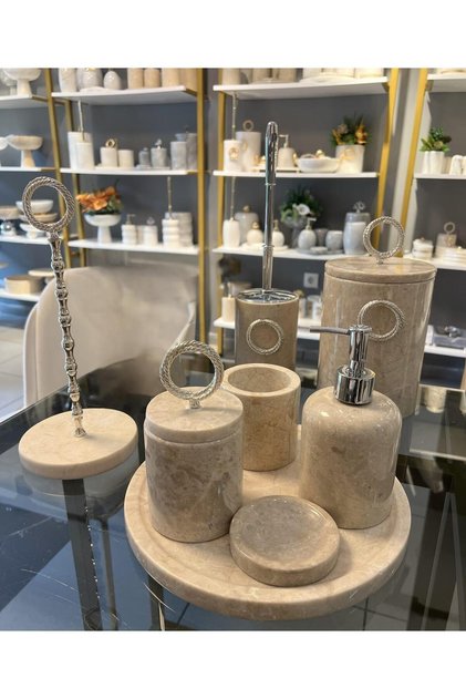 DEKORATİF DOĞAL BEJ MERMER AKSESUAR DETAYLI 8Lİ MERMER BANYO SETİ /MERMER BANYO TAKIMI