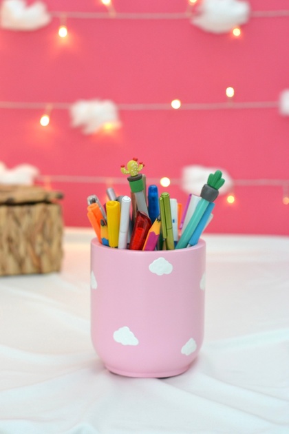 Cloudy Large Desktop Pen Holder