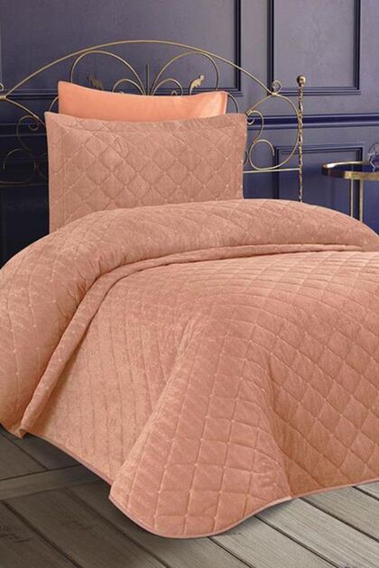 Dessert Velvet Single Bedspread Powder