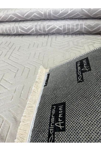 Armoni Yeni Kaymaz Taban Halı Yolluk