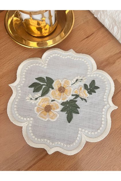 Daffodil Flower Embroidered Cocktail Napkin Set of 6