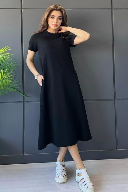 Black Short Sleeve Dress with Crew Neck and Pocket