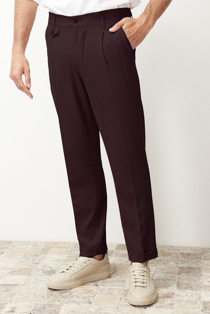 Pantaloni clasici din țesătură maro, cu croială italiană, plisați, cu picior dublu TMNSS24PL00022