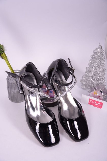 Girl's Luxury Black Patent Leather Transparent Heel Stone Detailed Heeled Shoes