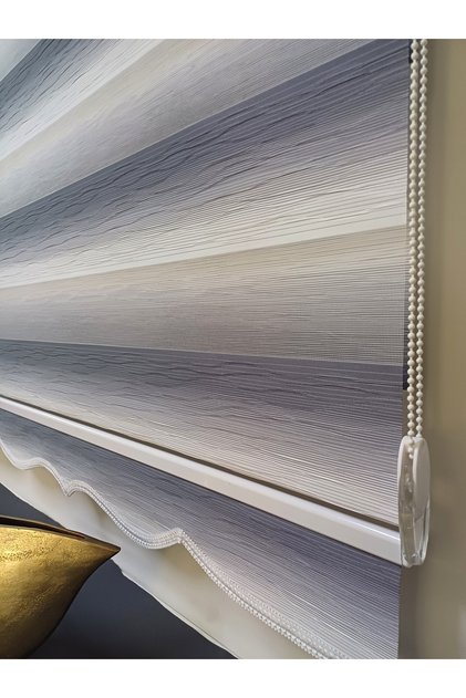 Gri ve Beyaz Renk Geçişli Jakarlı Zebra Stor Perde Etek Dilimli