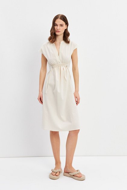 Ecru Low Sleeve Tunnel Midi Dress