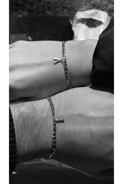 Tarnish Free Steel 2-Letter Bracelet Lover/Couple/Friend Bracelet Unisex Letter Detail Bracelet Couple